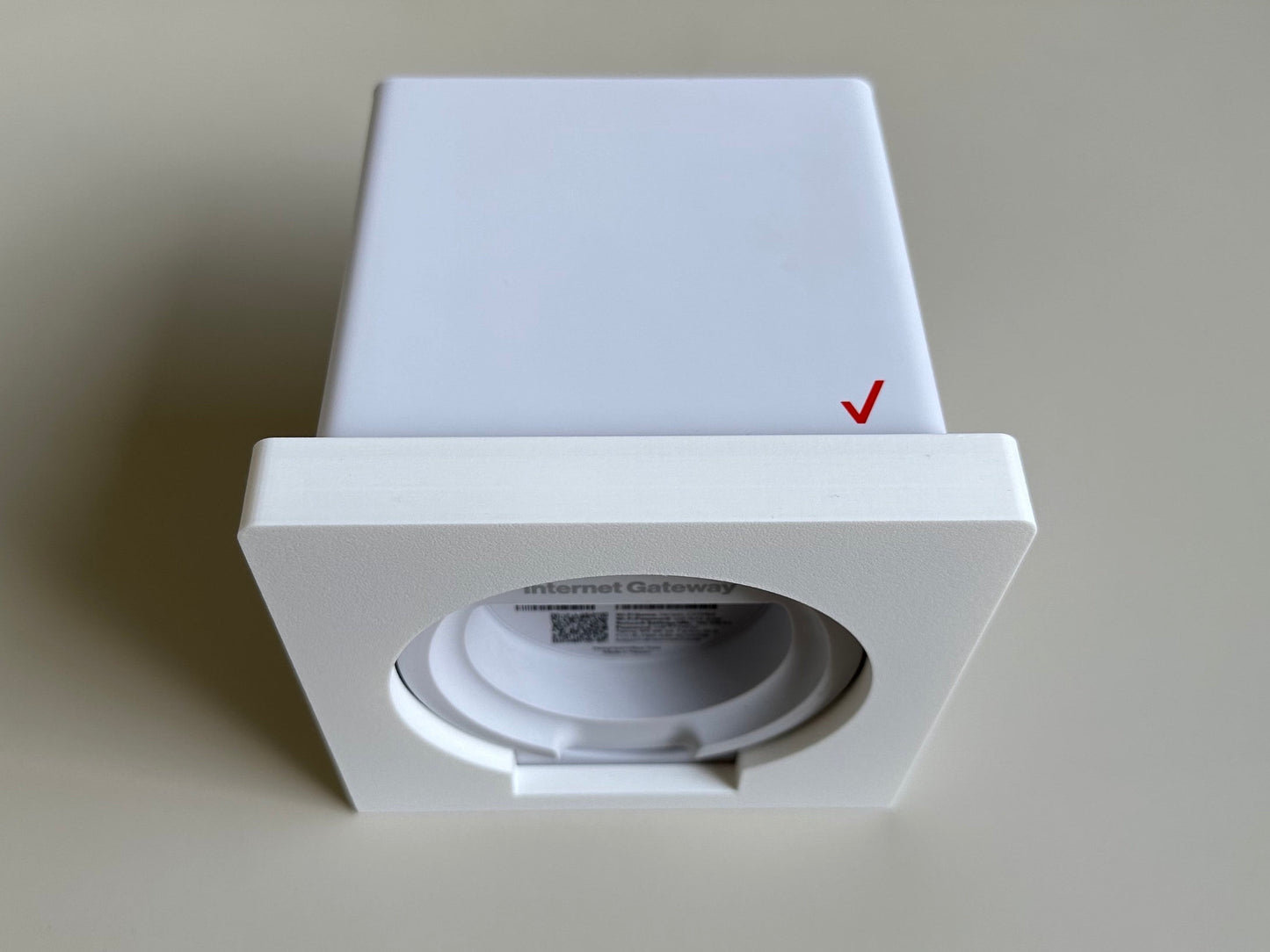 Verizon 5G Internet Wall Mount