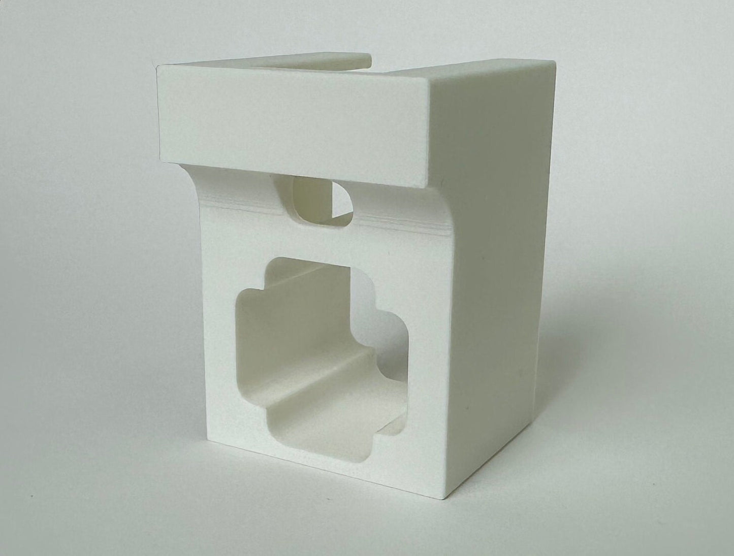 Wyze Cam V3 Outlet Mount